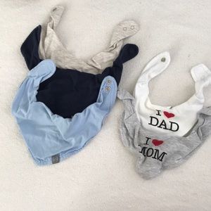 H&M 5 bandana bibs pieces